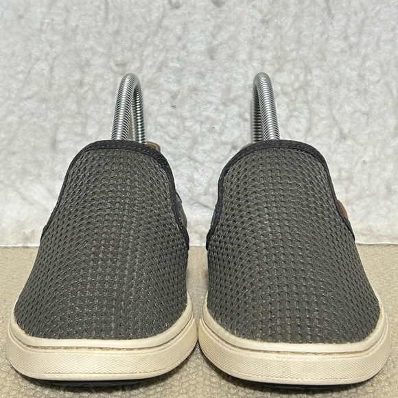 OluKai Womens Grey Pehuea Breathable Comfort Slip On Sneakers Shoes SZ US 7 - Picture 3 of 11